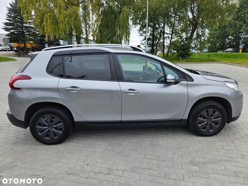 Peugeot 2008 BlueHDi 100 STOP & START Allure - 4