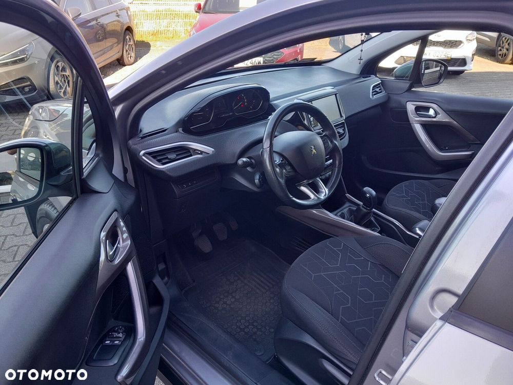 Peugeot 2008 - 14