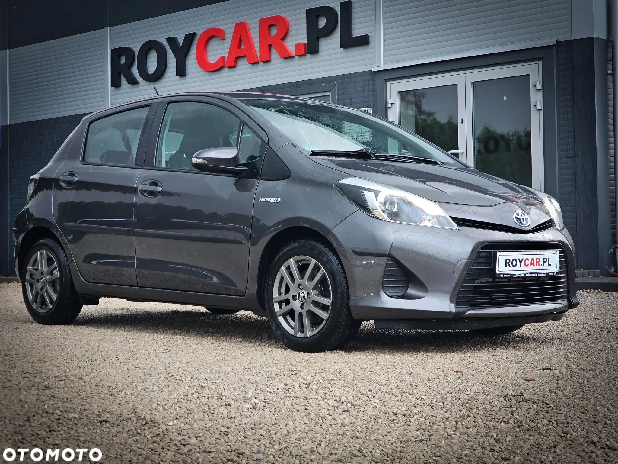 Toyota Yaris - 1