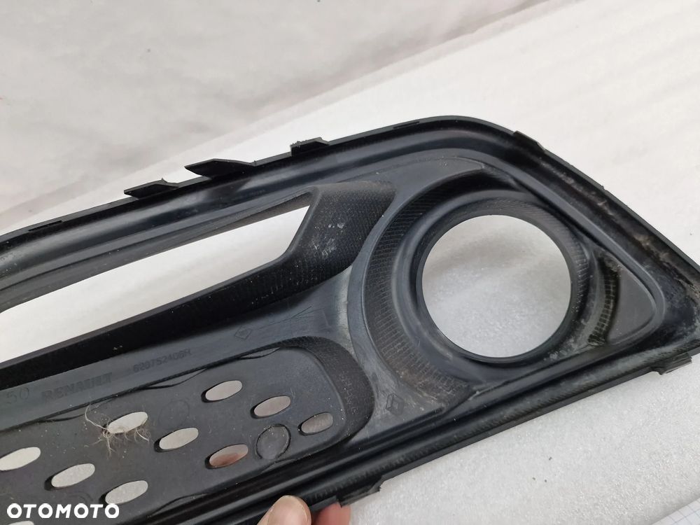 RENAULT CAPTUR I 13- LEWA KRATKA BOCZNA ZDERZAKA PRZEDNIEGO PRZÓD NA CHROM , NR 620752406R , NR AUKCJI D/52 - 7