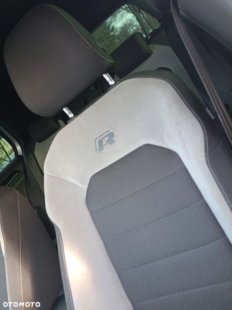 Volkswagen Golf R 4Motion BlueMotion Technology DSG - 23