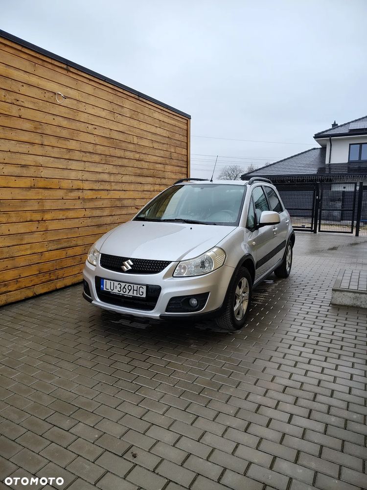 Suzuki SX4 1.6 Comfort Plus 4WD - 1