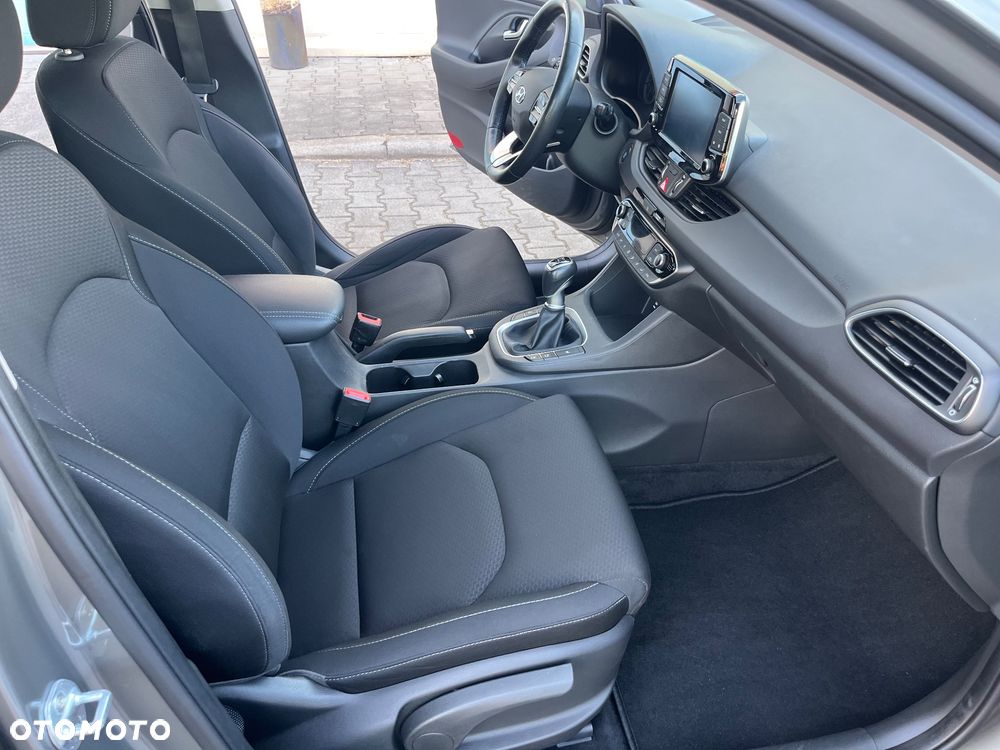 Hyundai i30 1.4 T-GDI Passion Plus - 14