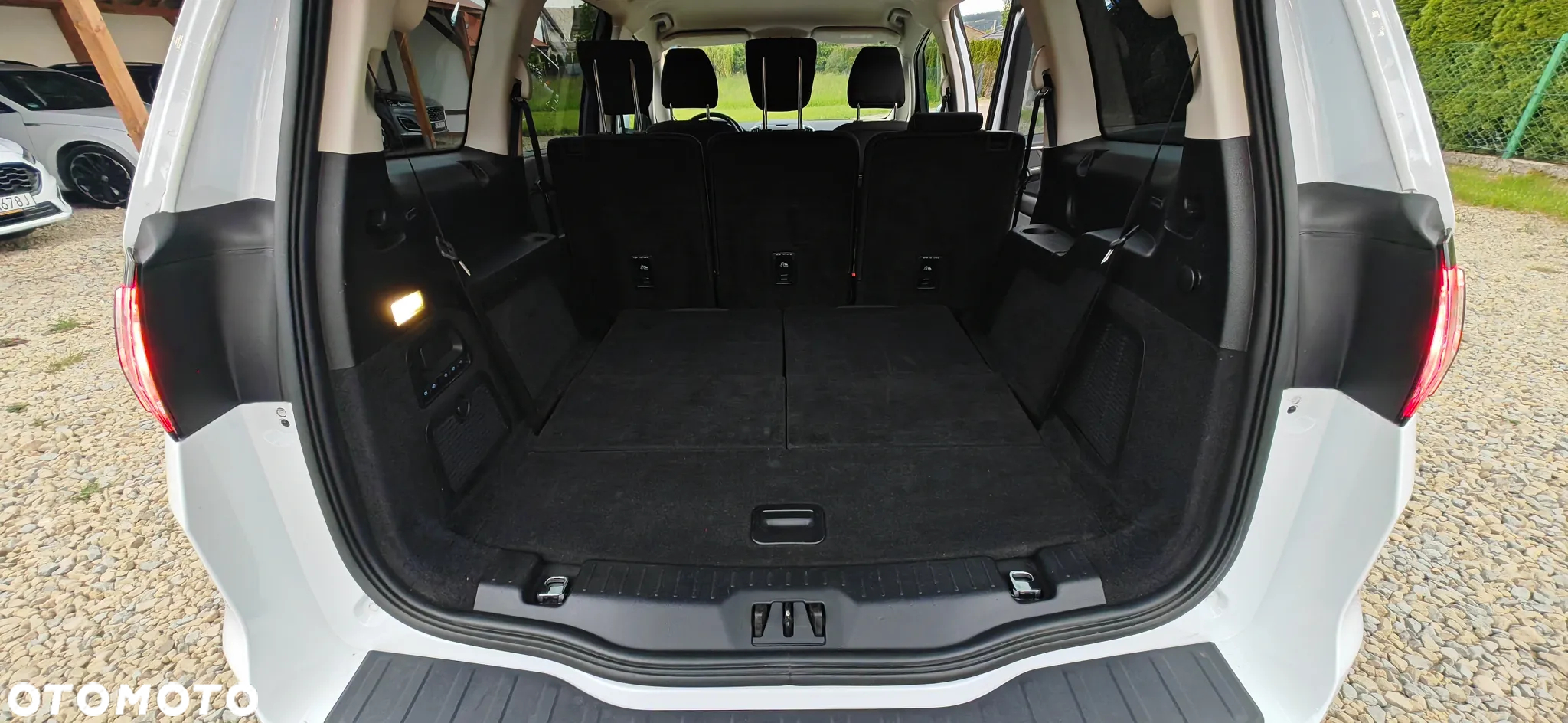 Ford Galaxy 2.0 EcoBlue Titanium - 17