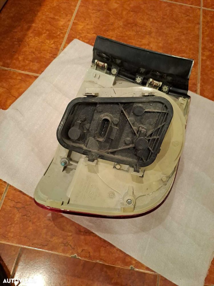 Stop stanga original VW Touareg an 2002-2010 - 2