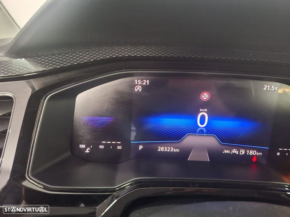 VW Taigo 1.0 TSI Urban DSG - 23