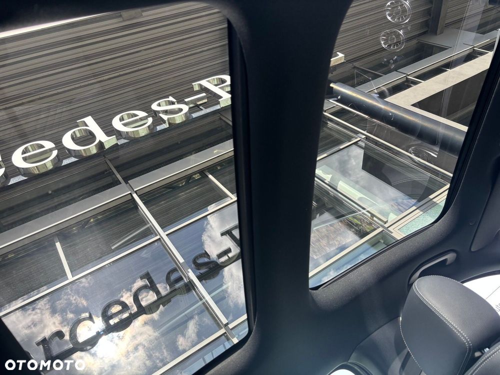 Mercedes-Benz GLA - 22