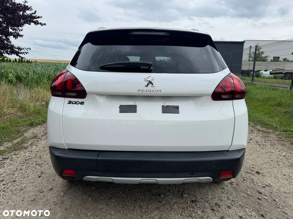 Peugeot 2008 - 19