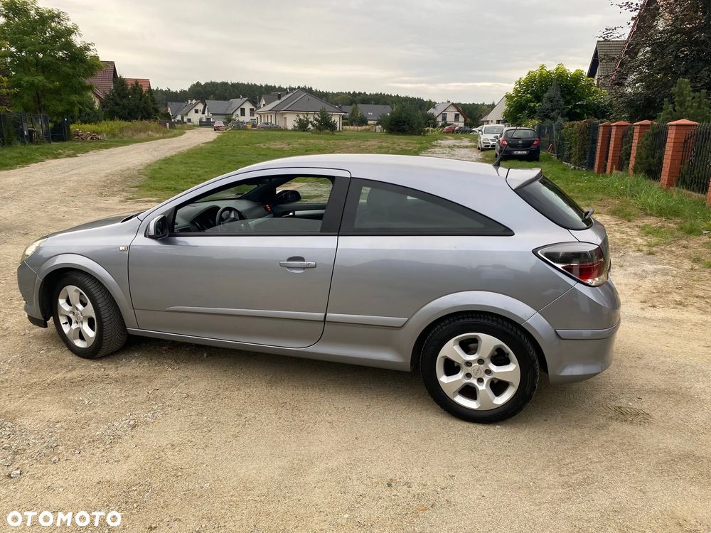 Opel Astra 1.6 Cosmo - 4