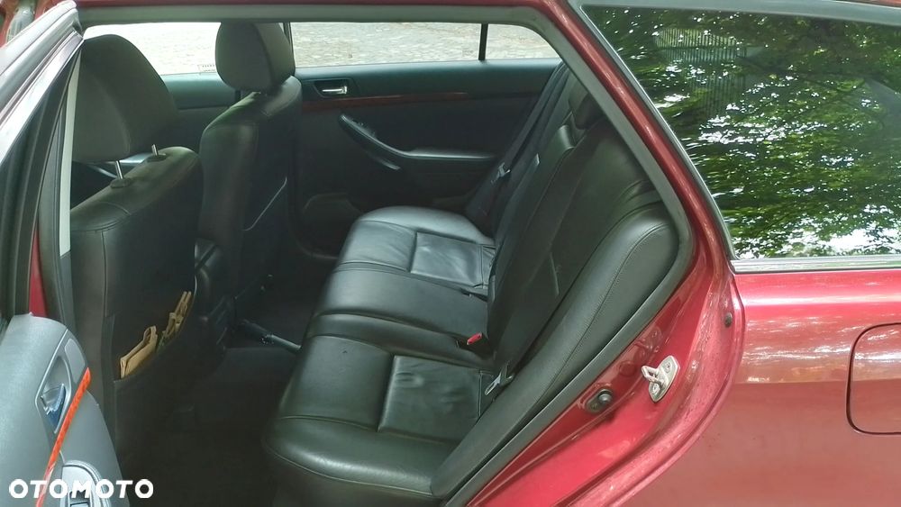 Toyota Avensis 2.0 D-4D Prestige - 6