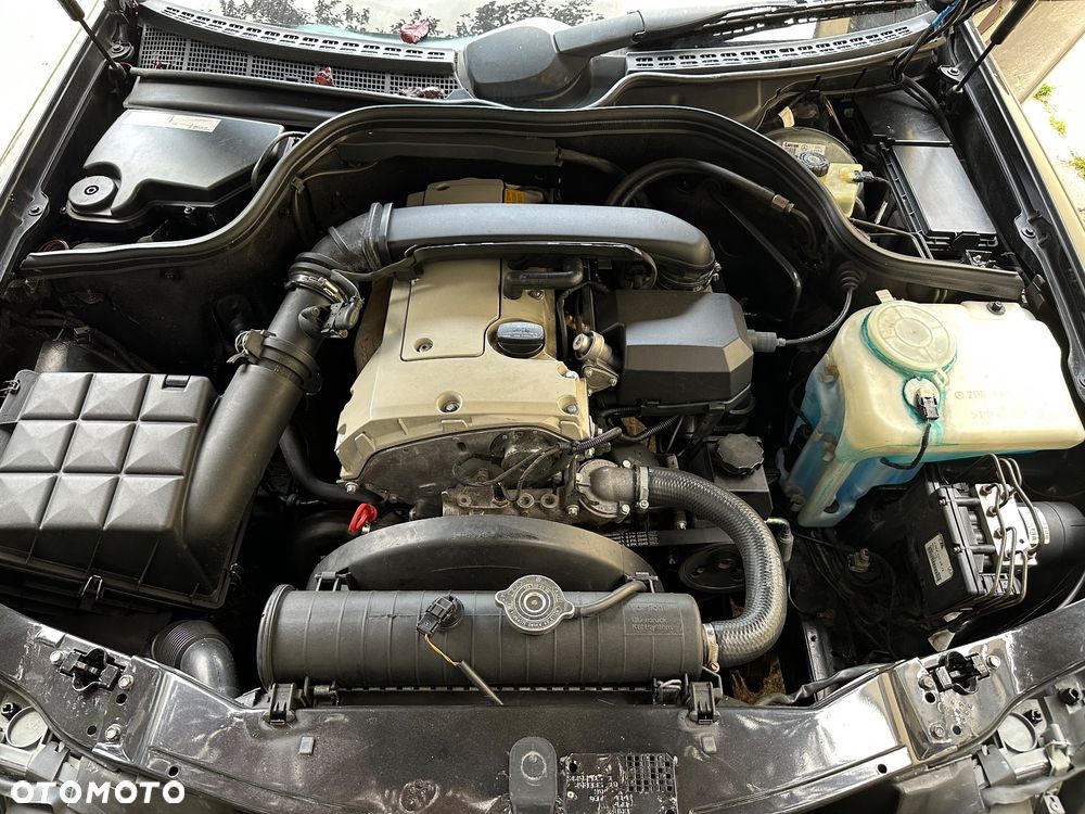 Mercedes-Benz CLK - 13