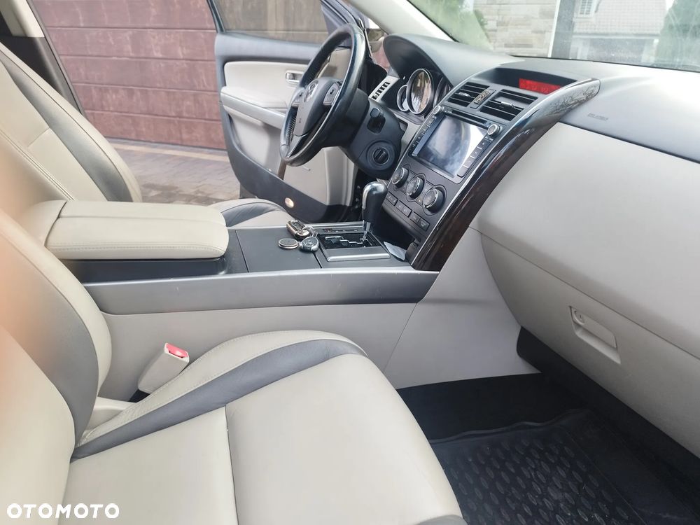 Mazda CX-9 3.7 V6 Sport - 38