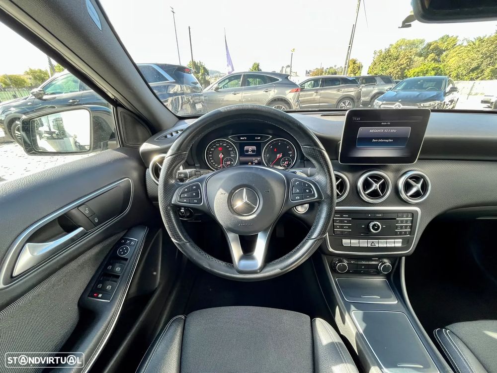 Mercedes-Benz A 180 d AMG Line Aut. - 17