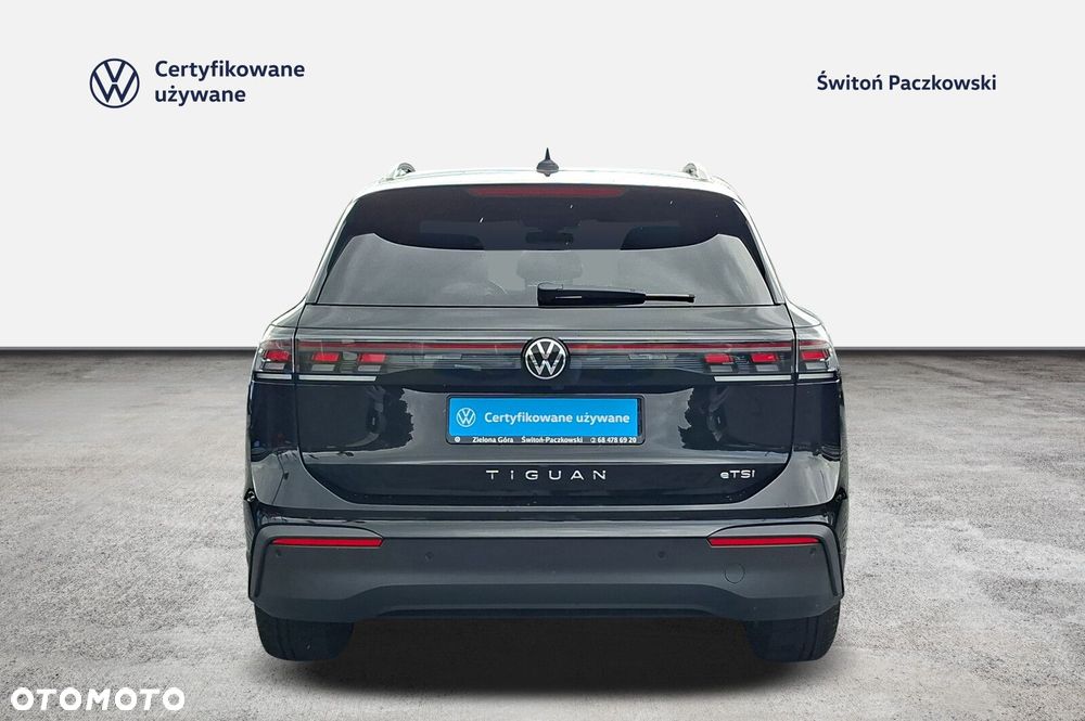 Volkswagen Tiguan - 4