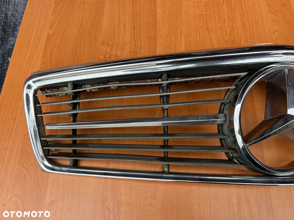 GRILL ATRAPA CHŁODNICY  MERCEDES SLC W107 C107 R107 - 3