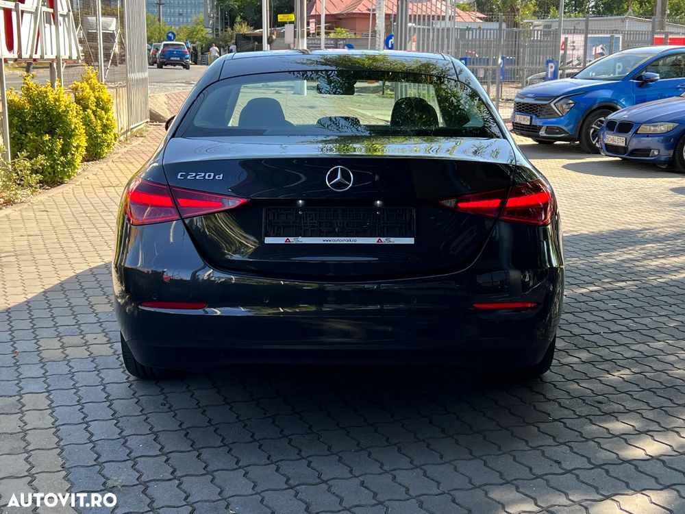 Mercedes-Benz C 220 d MHEV - 14