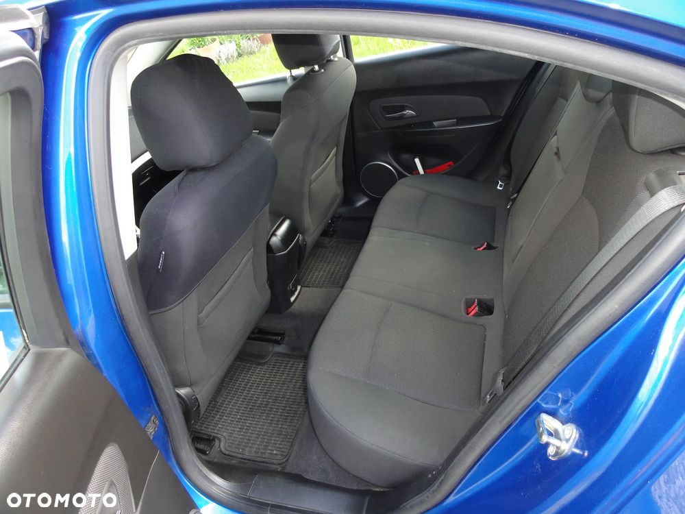 Chevrolet Cruze 1.8 LT+ - 22