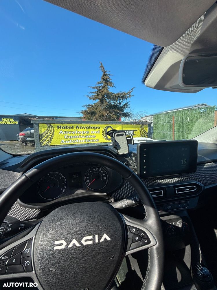 Dacia Sandero TCe 90 MT5 Expression - 10