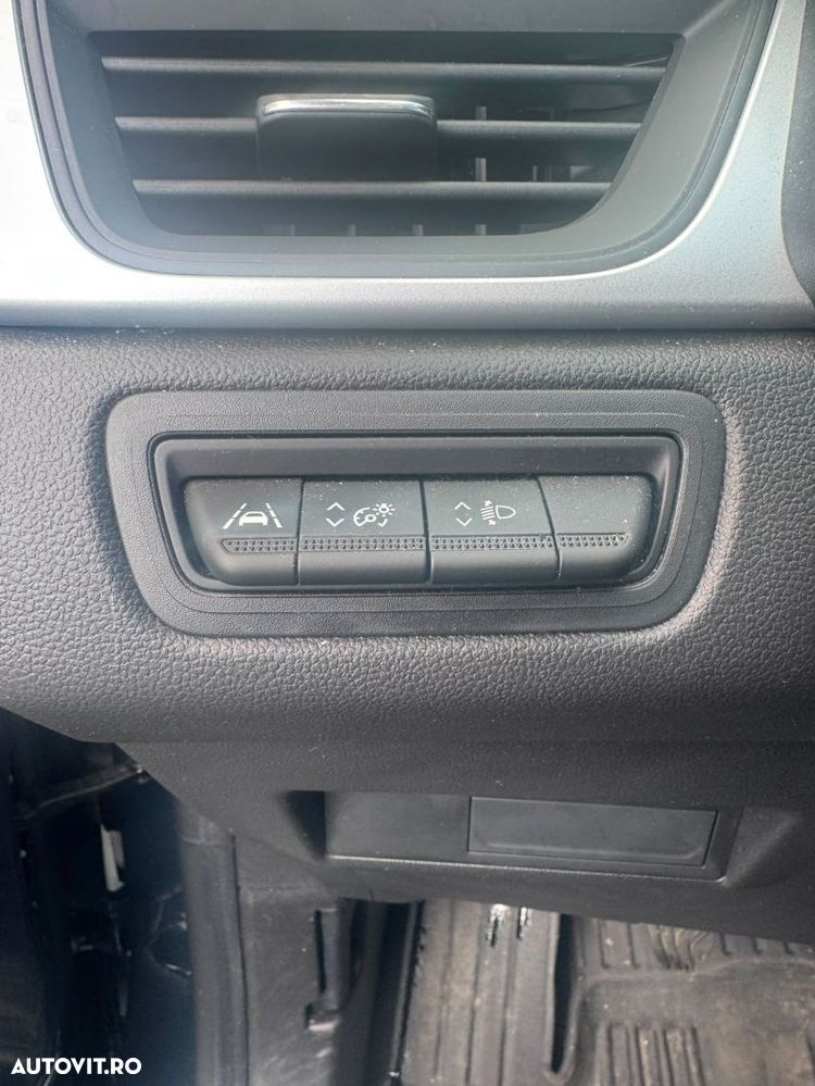 Renault Captur - 17