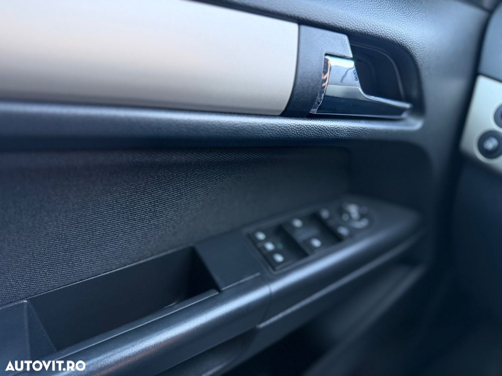 Opel Astra Caravan 1.6 16V Comfort - 11