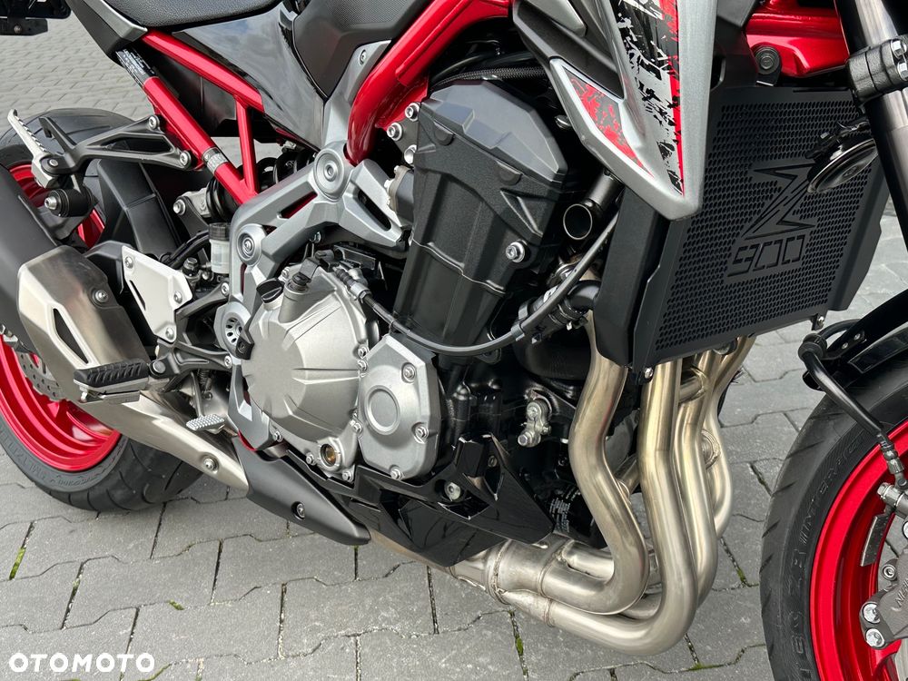 Kawasaki Z 900 - 20