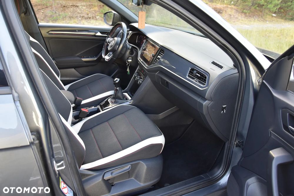 Volkswagen T-Roc 1.5 TSI ACT Premium - 7