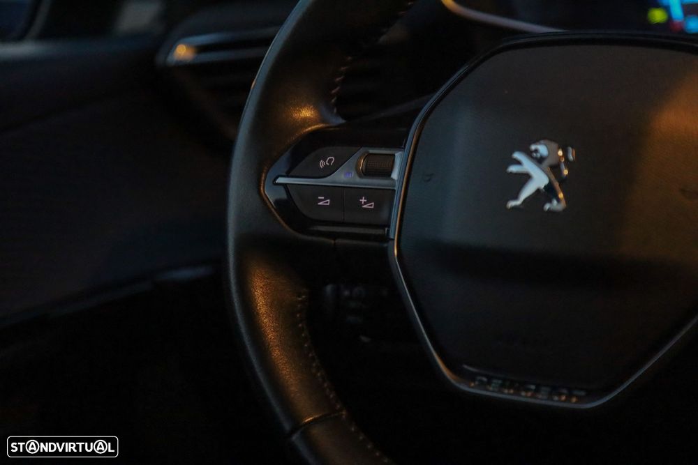 Peugeot e-208 50 kWh Allure - 43