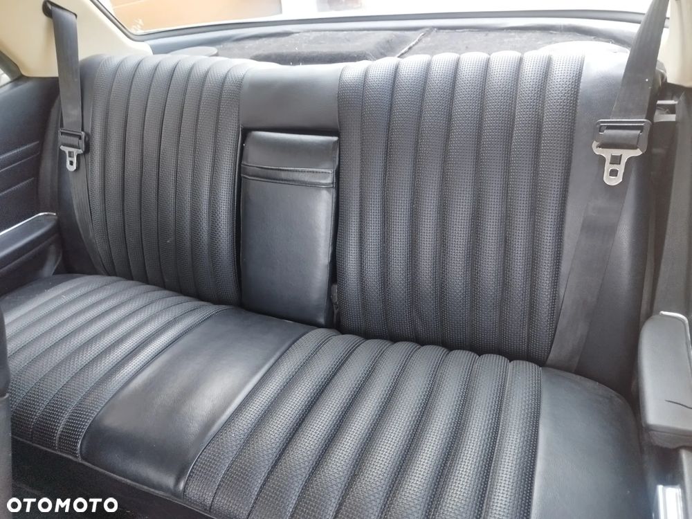 Mercedes-Benz SLC - 16