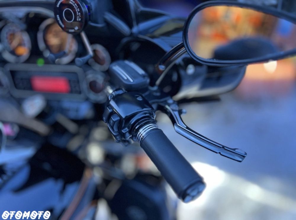 Harley-Davidson Street Glide Trike - 9