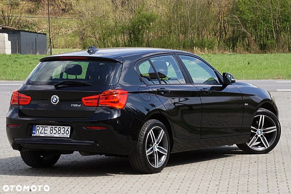 BMW Seria 1 116d EfficientDynamics Edition Sport Line - 11