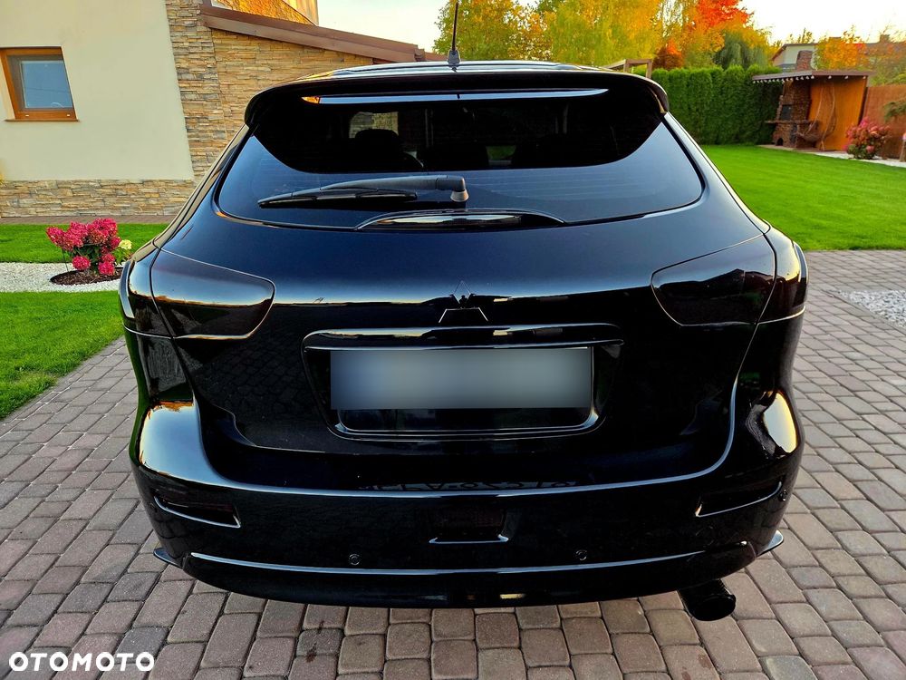 Mitsubishi Lancer - 8
