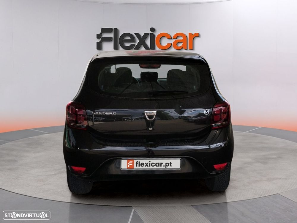 Dacia Sandero - 4