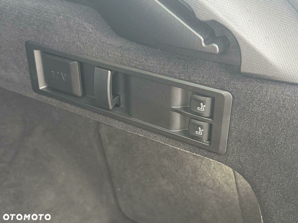 BMW Seria 3 - 36