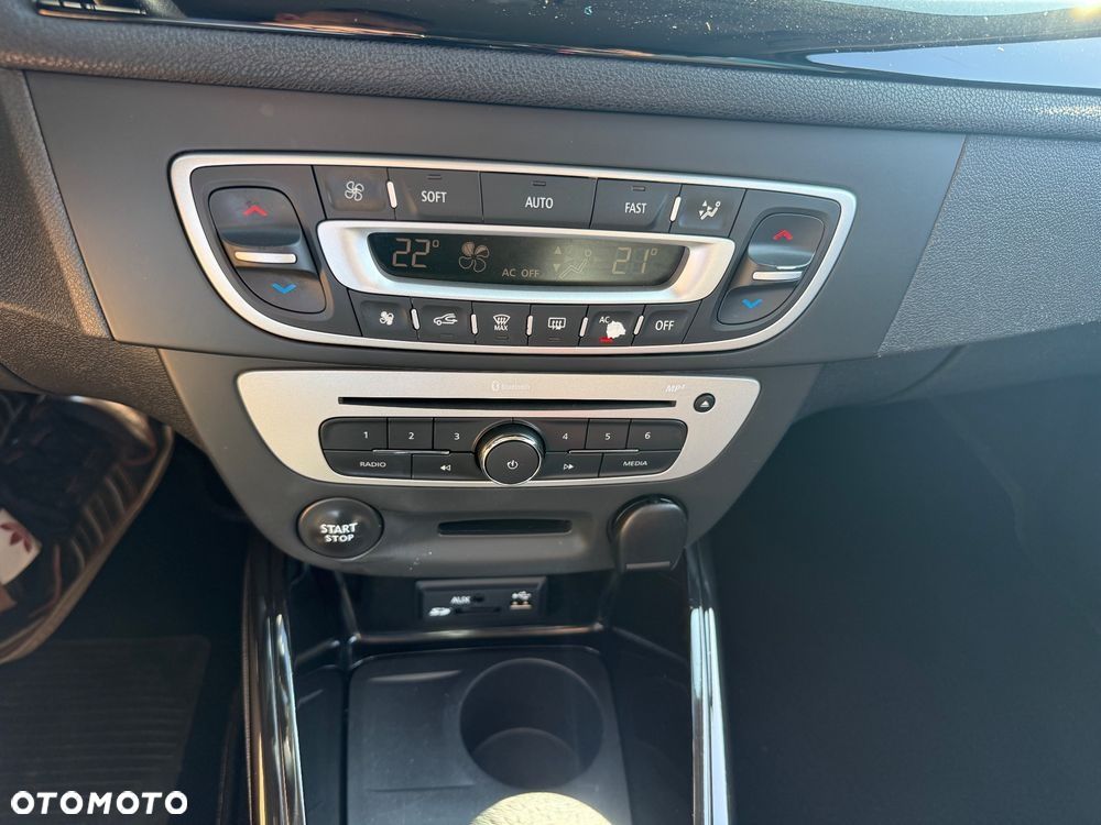 Renault Megane ENERGY TCe 130 BOSE EDITION - 31