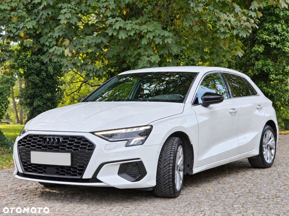 Audi A3 Sportback - 2