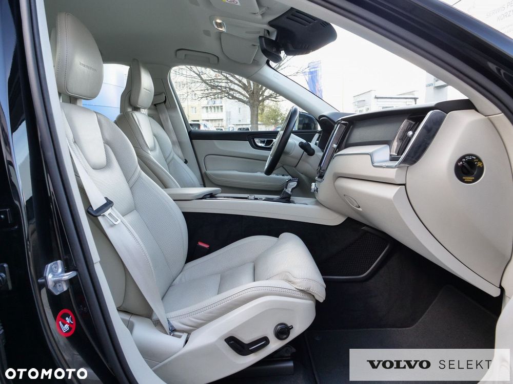 Volvo XC 60 - 28