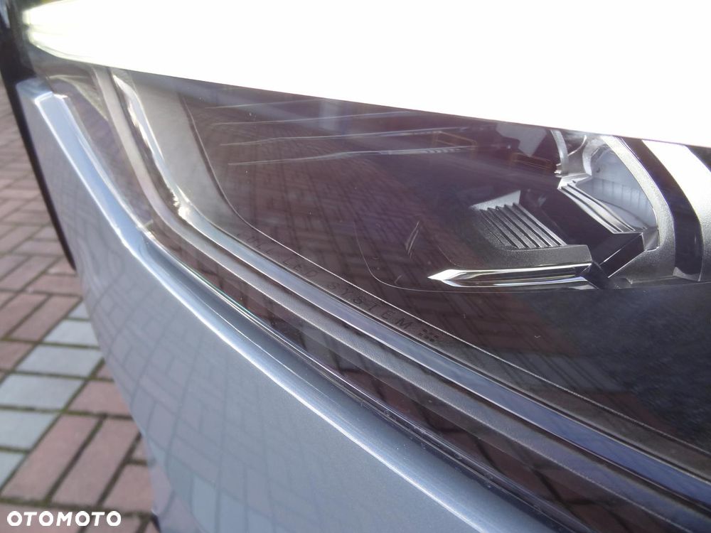 Volvo XC 60 B5 B AWD Geartronic RDesign - 16