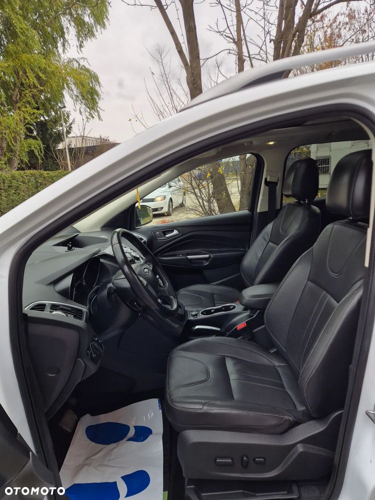 Ford Kuga 2.0 TDCi 4WD Titanium - 13