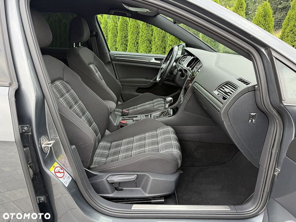 Volkswagen Golf GTD (BlueMotion Technology) DSG - 6