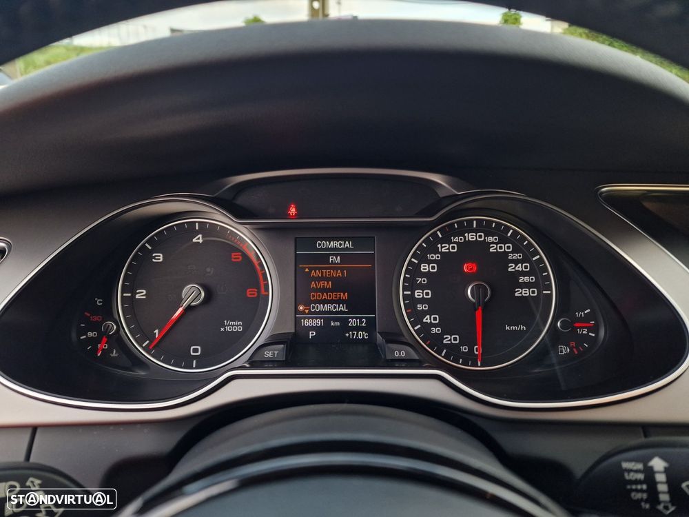 Audi A4 2.0 TDI multitronic Business Line S-line - 25