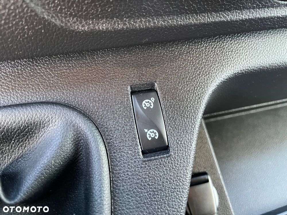 Renault Master Furgon L3H2 180 KM - 16