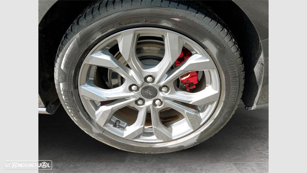 Ford Focus SW 1.0 EcoBoost MHEV ST-Line - 11
