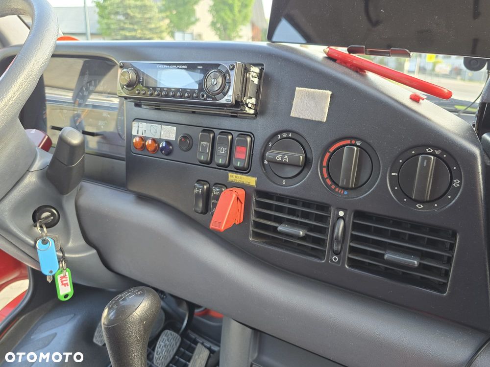 Mercedes-Benz Sprinter 412D 4x4 - 21