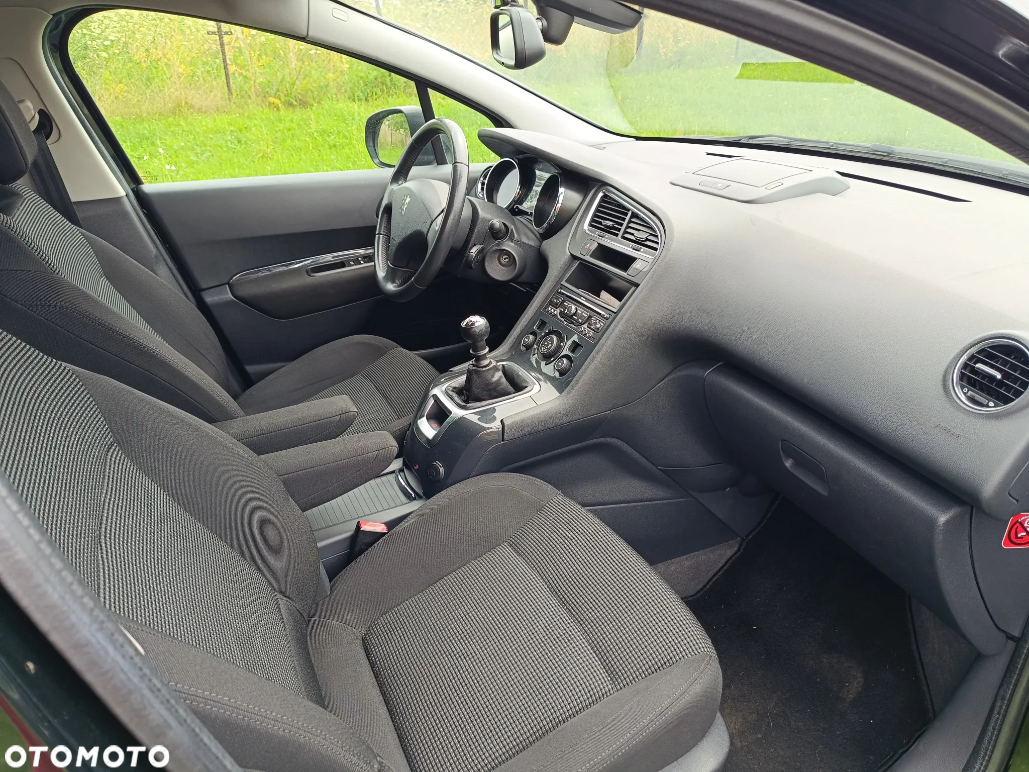 Peugeot 5008 1.6 THP Allure 7os - 13
