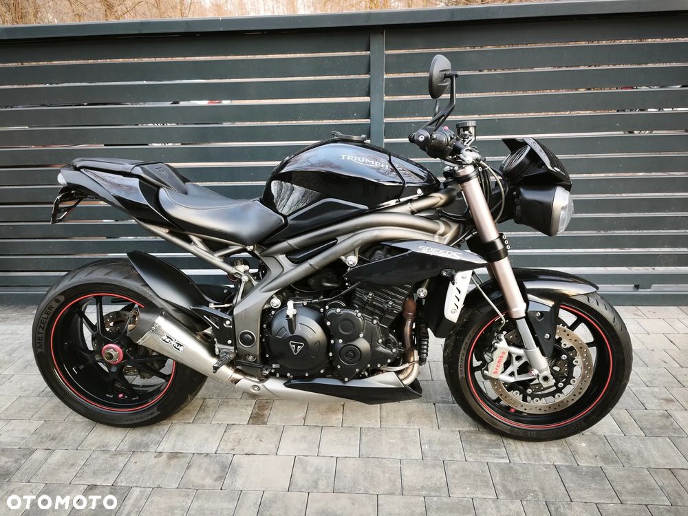 Triumph Speed Triple - 1