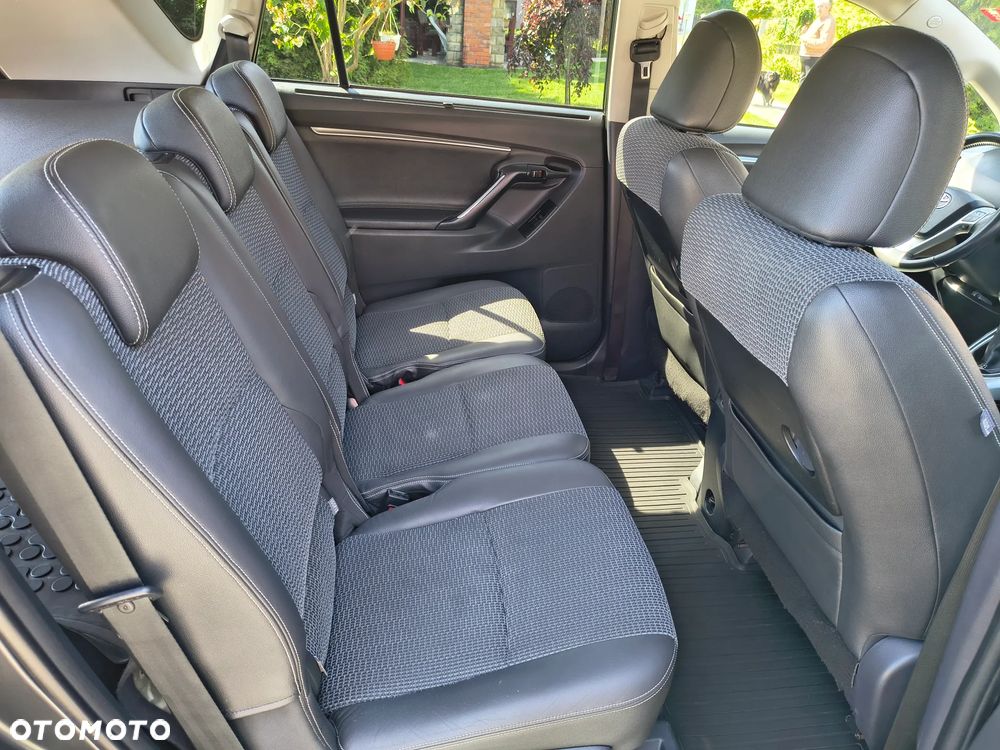 Toyota Verso 1.6 D-4D Premium 7os - 10