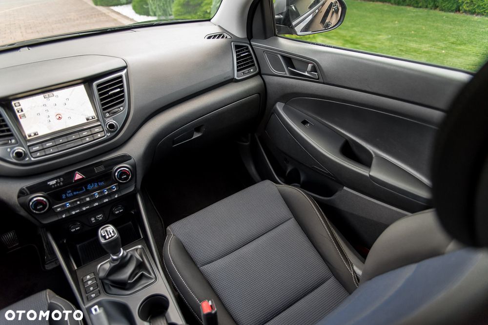 Hyundai Tucson 1.6 GDI BlueDrive GO 2WD - 31