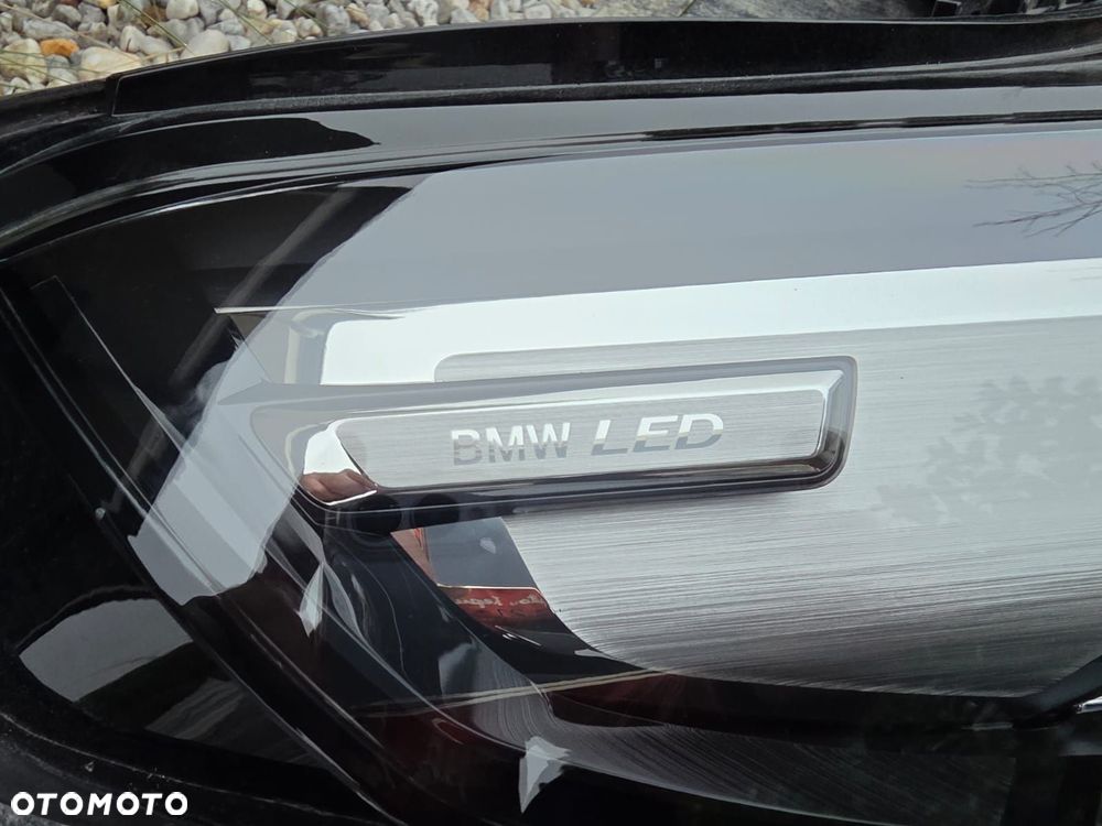 BMW X1 U11 Lampy przód Full Led Adaptive 5A5BD47-02 5A9A228-01 Srebne - 7