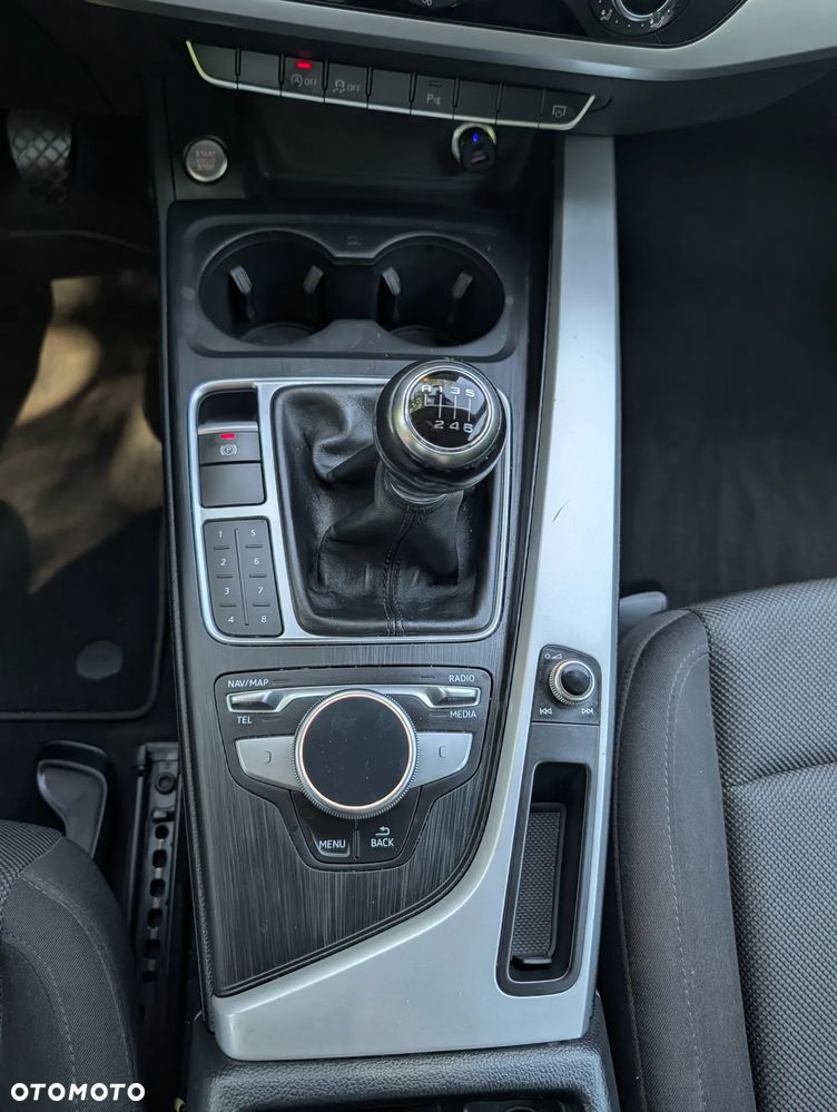 Audi A4 Limousine 2.0 TDI - 19