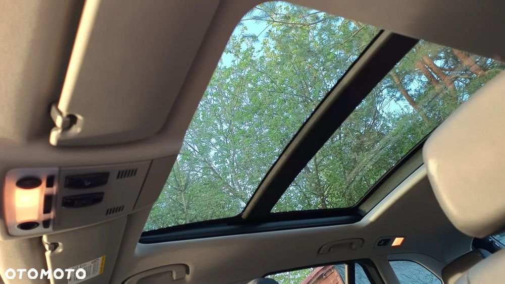 BMW X1 sDrive18i - 18